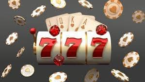 Pengguna membaca syarat dan ketentuan platform royal288 di perangkat mobile